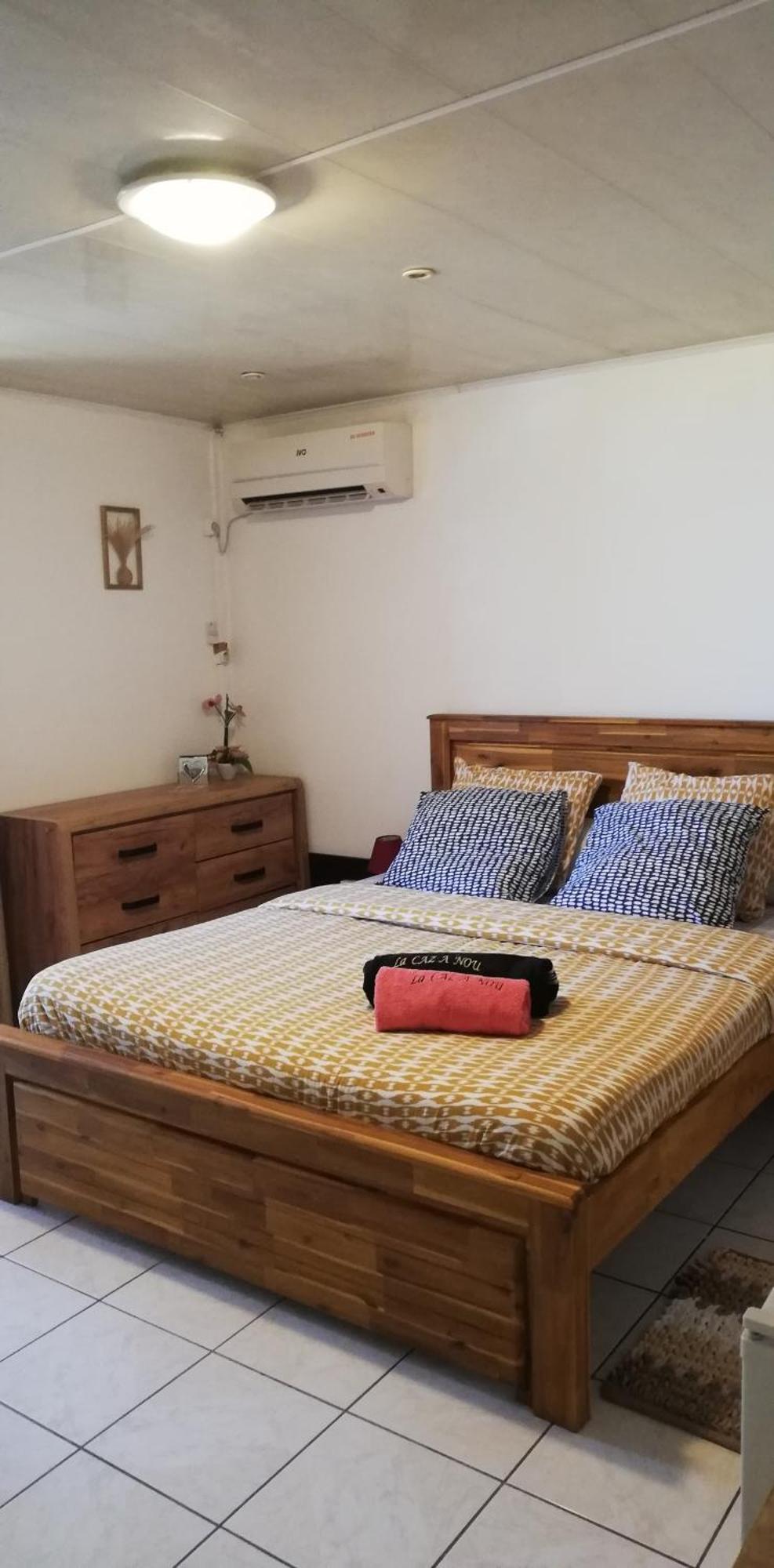 Apartamento La CAZ A NOU Saint Pierre Exterior foto