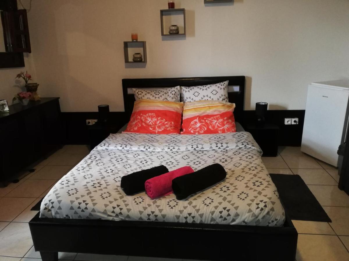 Apartamento La CAZ A NOU Saint Pierre Exterior foto